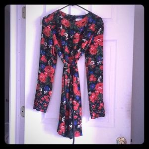 Floral Lightweight Long Sleeve Shift Dress